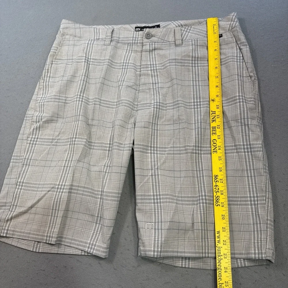 Travis Mathew Shorts Mens 36 Plaid GRAY  Chino Performance Stretch Golf